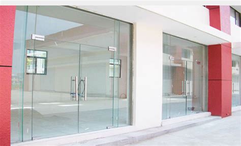 鹰潭市安装钢化玻璃
