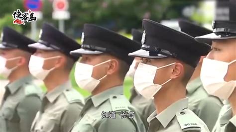 0mp_香港警察再也不说"yes+sir"了吧