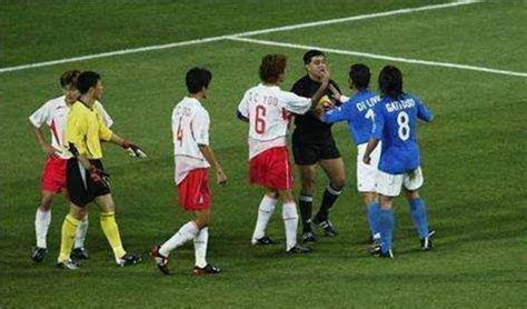 2002世界杯黑哨事件裁判