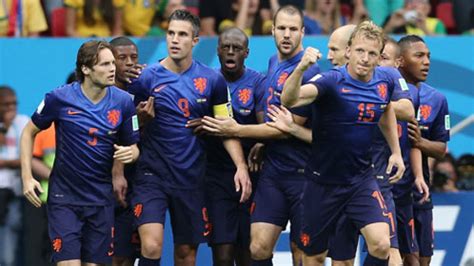 2010巴西vs荷兰全场回放