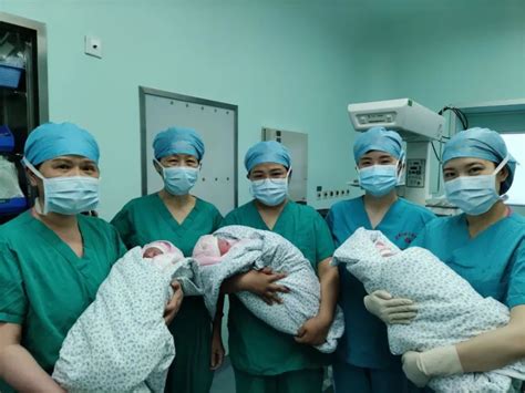 26岁女子产下九胞胎后现状