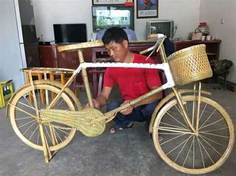 90后用竹子造自行车